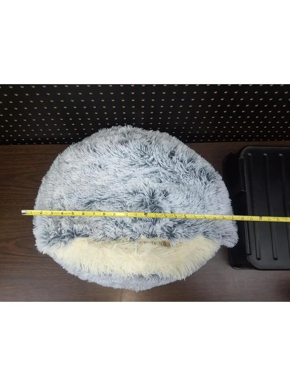 Cozy Plush Pet Bed Cave - Soft & Stylish Hideaway - Small